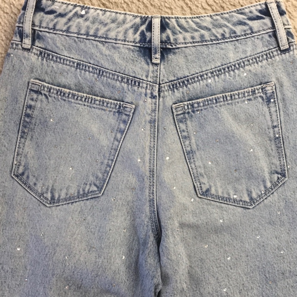LOFT/SEQUIN EMBELLISHED HIGH RISE BARREL JEANS IN VINTAGE lIGHT INDIGO WASH/NEW - Picture 10 of 14